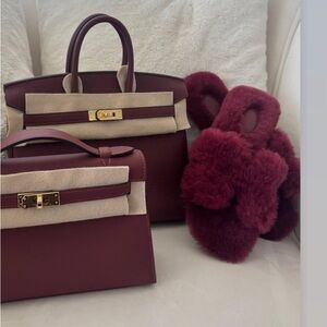 Burgundy fuzzy slide slippers